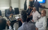 بررسی آخرین وضعیت نصب پنل خورشیدی در مرکز آموزشی درمانی امام خمینی (ره) 
