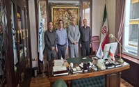 حضور رئیس اداره امور قراردادهای مدیریت امور پشتیانی جهت خرید ۱۷۶ دستگاه یخچال مخصوص برای واکسن معاونت بهداشت